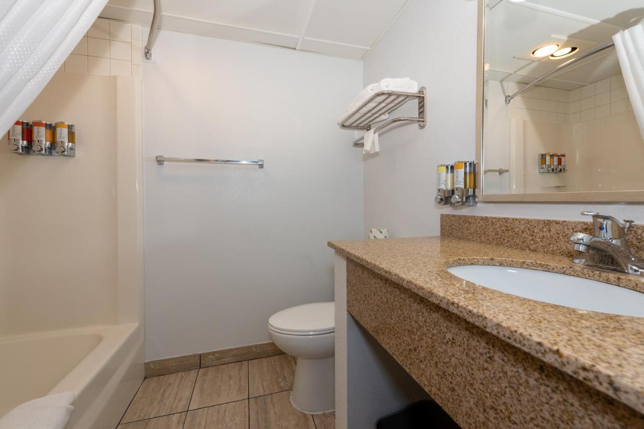 Hotel Pommier Indianola Luaran gambar